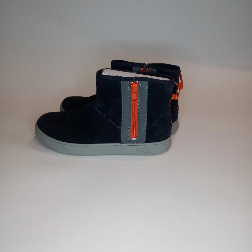 Ugg boots navy blue/orange size 5 in mens - Picture 1 of 6